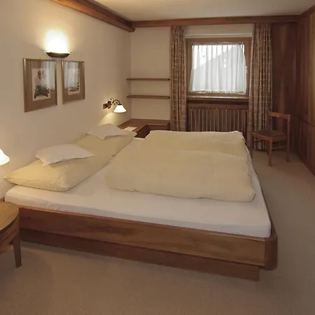 Aparthotel Cesa Marmolada 2*